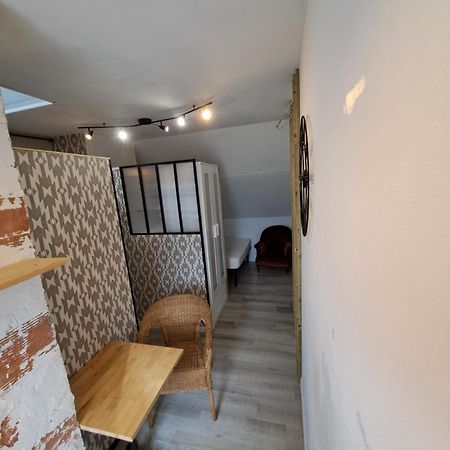 Studio D Hotes Карантек Екстер'єр фото