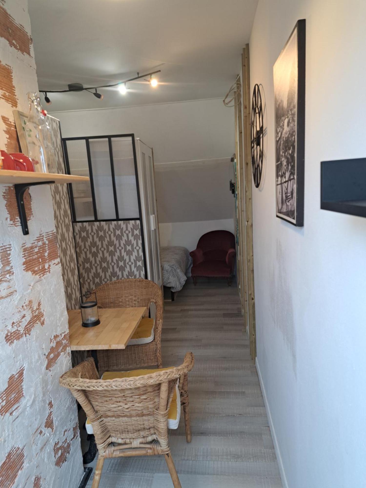 Studio D Hotes Карантек Номер фото